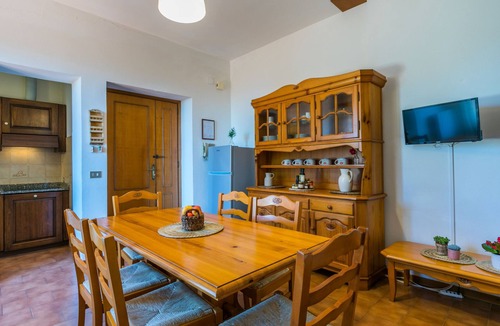 San Vivaldo Apartment | San Vivaldo by Interhome