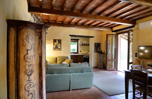 Paciano House | Sangiovese 1 bedroom stunning apartment from Fontanaro Property