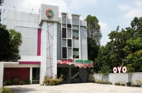 Palangkaraya Hotel | Sans Hotel City Inn Palangkaraya