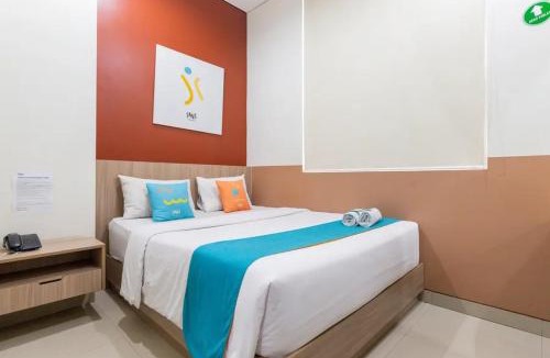 Surabaya Hotel | Sans Hotel Rajawali Surabaya by RedDoorz