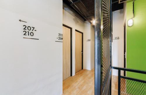 Kebayoran Lama House | Sans Stay Caverna Gandaria City