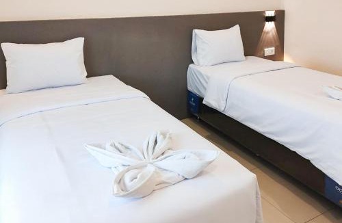 Balige Hotel | SANS Vibes Hotel Grand Danau Toba Balige
