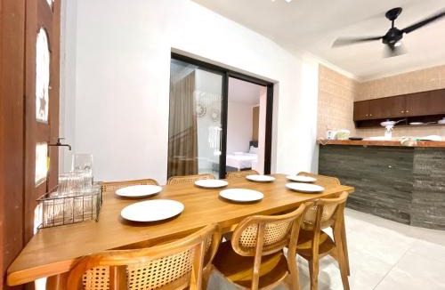 Raya Kuta Villa | Satran Villa @ Kuta Bali