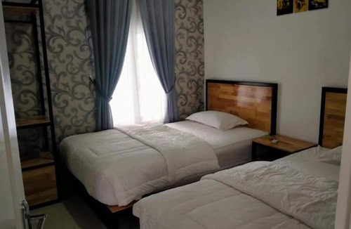 Sawahlunto House | Savannah Guest House