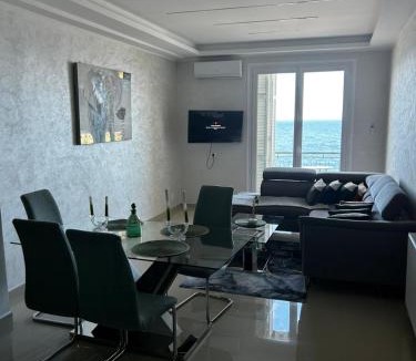 La Californie Apartment | Sea Front View - FRONT DE MER ET VUE PANORAMIQUE