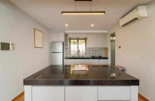 Batam Villa | SEA TO SKY Villa - 4 Bedrooms Ocean View