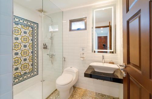 Batam Villa | SEA TO SKY Villa - 4 Bedrooms Ocean View