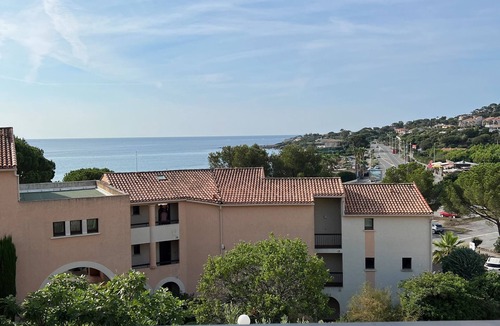 Les Issambres Apartment | Sea view+pool-Appartment air-conditioned-classified 2 stars by the Tourist Office