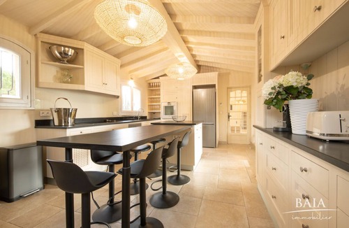 Guerrevieille Villa | Sea view villa 100m from the beach