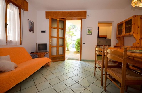 Bibione Lido del Sole Villa | Seafront holiday home for six guests
