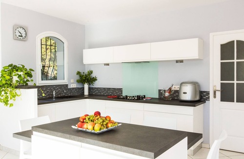 Saint-Raphael Villa | Secured Private Domain, Amazing Cannes Bay View, Close to Beach,Tennis Court,CA