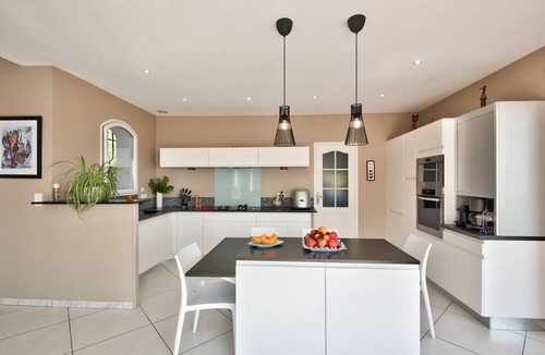 Saint-Raphael Villa | Secured Private Domain, Amazing Cannes Bay View, Close to Beach,Tennis Court,CA