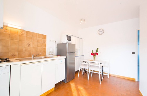 Plaine de la Brague Apartment | Self-contained apartment in 3* villa