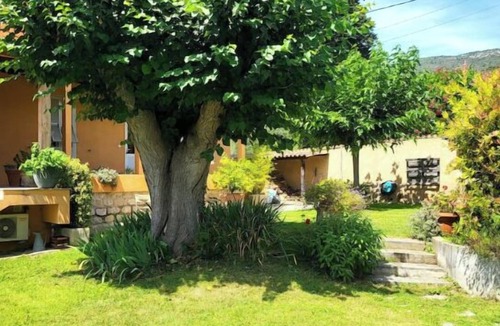 Tourrette-Levens House | Semi-detached house 20 minutes from Nice center Garden swimming pool Summer kitchen