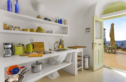 Firostefani House | Sensyo Caves