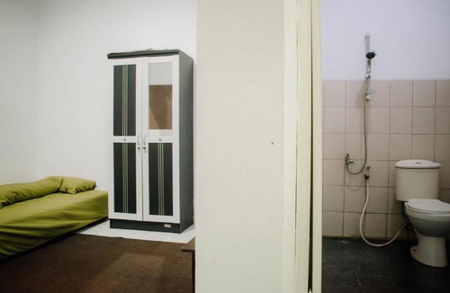 Cileunyi Hostel | Sepohon Kost