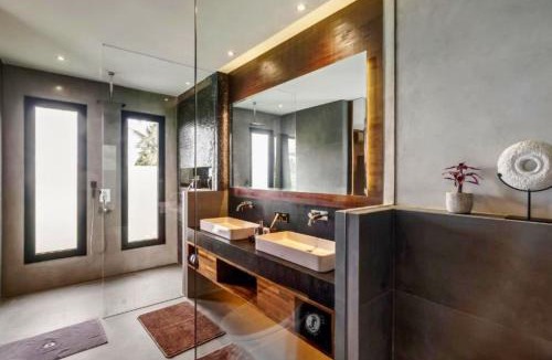Pejeng Kawan Villa | Serena 12 BR Private Pool View With Rice Field View