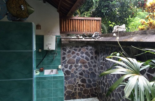 Penestanan House | Serene Private "Old Bali" Estate w/pool&Staff, Tucked Away short Walk From Ubud.