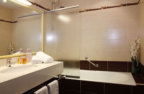 Castagniers Hotel | Servotel