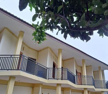 Berastagi Hotel | Shohwah Syariah