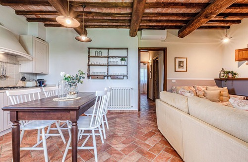 Asciano Apartment | Short Rentals Siena-Le Rose, apartment with pool nestled in the Crete Senesi
