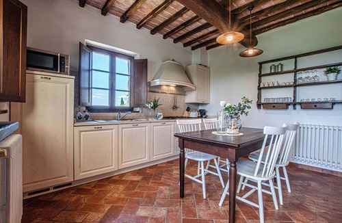 Asciano Apartment | Short Rentals Siena-Le Rose, apartment with pool nestled in the Crete Senesi