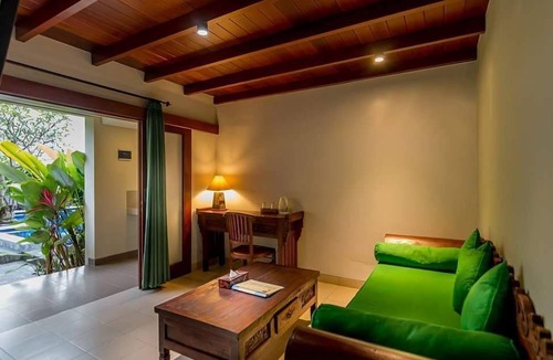 Kemenuh Hotel | Sisin Ubud View