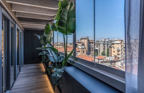 Zona Farini Apartment | SkyJungle: luxury penthouse private pool and spa