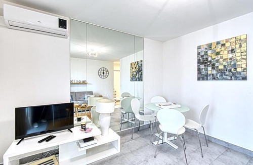 Cannes City Centre Apartment | SKYROCK