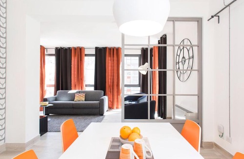 Universita Apartment | SkyTower