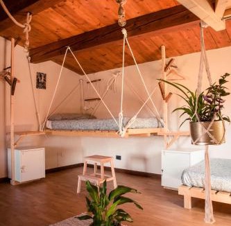Calci Hostel | Social Garden - Sharing Room