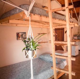 Calci Hostel | Social Garden - Sharing Room