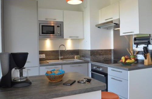 Saint-Raphael Apartment | Spacieux 3 pièces avec terrasse, piscine et garage, à 2 pas de la plage – Saint Raphaël - FR-1-226A-274