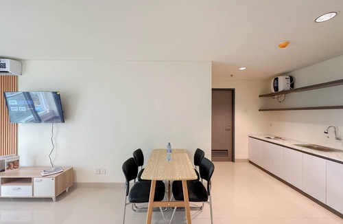 Surabaya Apartment | Spacious 1Br With City View At Praxis Apartment