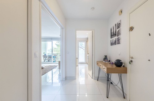 Mougins Apartment | Spacious 2-bedroom apartment with terrace, balcony, and stunning forest views