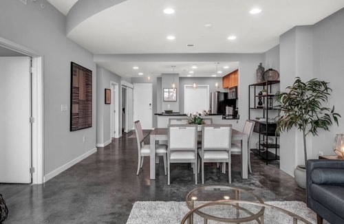 South Eola Apartment | Spacious 2BD/2BTH Luxury Condo