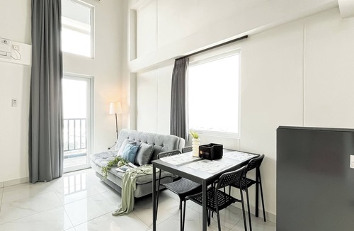 Tangerang Apartment | Spacious 3Br At Kingland Avenue Apartment