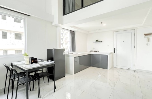 Tangerang Apartment | Spacious 3Br At Kingland Avenue Apartment