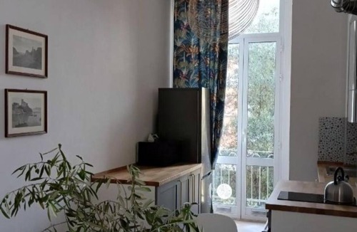 La Spezia Apartment | Spacious 4-bedroom apartment in charming La Spezia with WiFi, AC