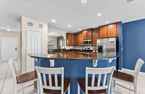 Cypress Pointe Villa | Spacious 6BR Villa w/Pool, Game Room & Loft – 15 Mins to Disney