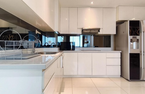 Surabaya Apartment | Spacious And Lavish 4Br At The Via And The Vue Ciputra World Apartment
