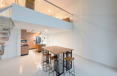 Surabaya Apartment | Spacious and Modern Studio SOHO Apartment at VieLoft SOHO and SKY Residence