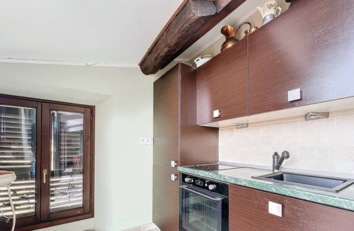 Menton Apartment | Spacious apartment with AC for 4, pets allowed in Menton