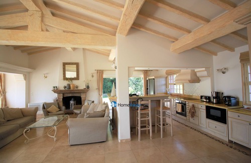 Sainte-Maxime Villa | Spacious, comfortable Villa - Private pool - BEACHES AND TOWN CENTER ON FOOT
