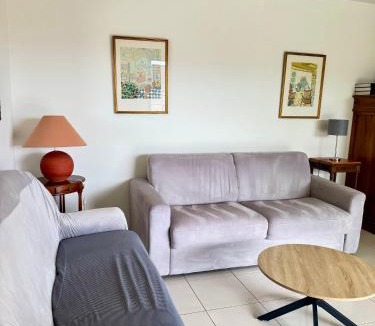 Prado - Republique Apartment | Spacious Luxury apt, 12 min walk to Croisette beach and Conf Centre