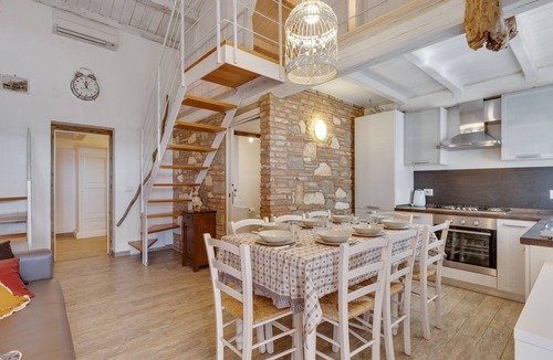 Pomarance House | Spacious panoramic apartment - Fico