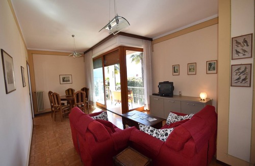 Cannero Riviera House | Spacious Retreat in Cannero