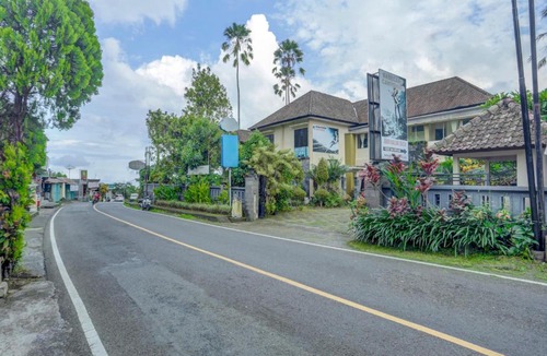 Sukasada Hotel | Spice Paradise Gitgit Singaraja RedPartner
