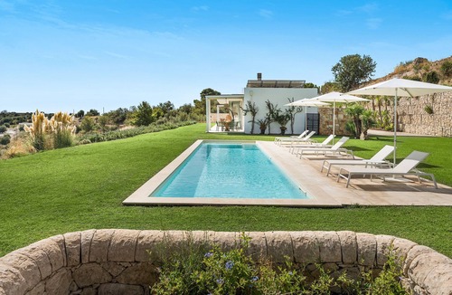 Avola Villa | Splendid pool villa, near Noto - DiCasaInSicilia