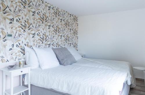 Saint Antoine Apartment | SPLENDIDE APPARTEMENT NICE BLUE PEARL TOUT CONFORT VUE MER PANORAMIQUE